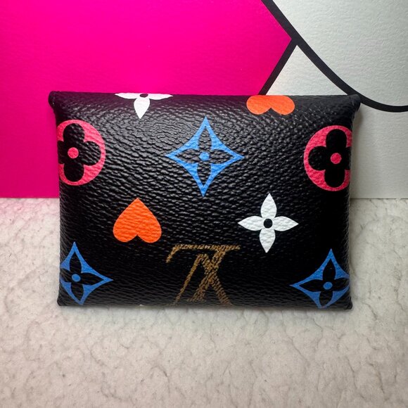 Louis Vuitton Game On Kirigami Small Pochette - Picture 2 of 5